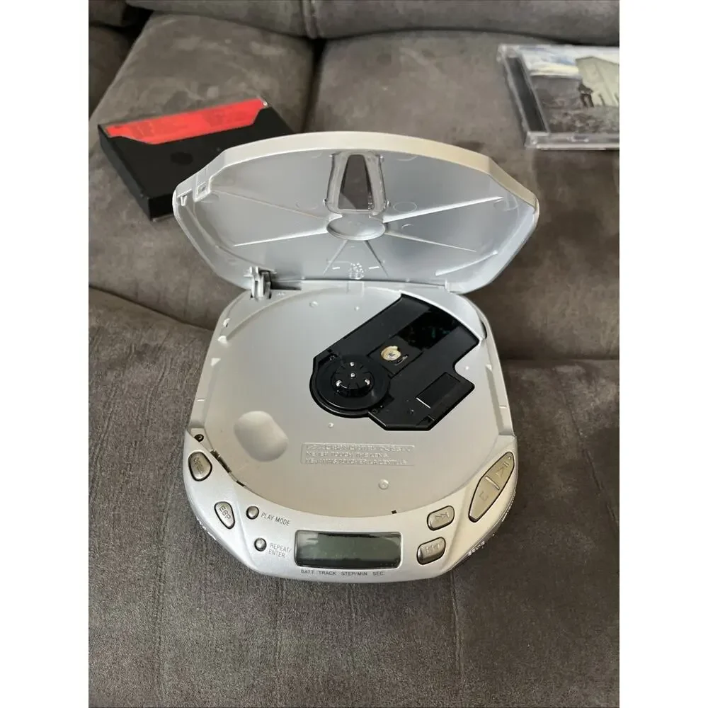 SONY Discman ESP2 Portable CD Player D-E451 - Tested
